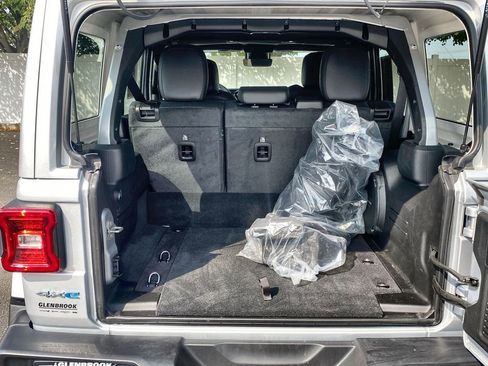 Used 2024 Jeep Wrangler Sahara w/ Technology Group image 22