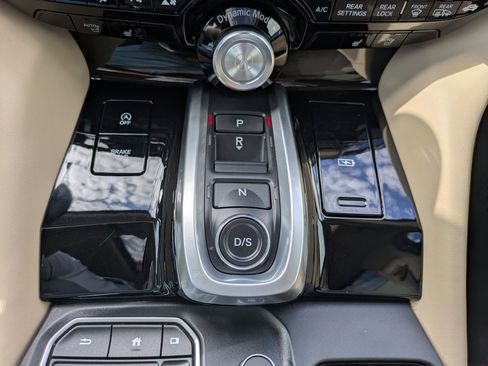 Used 2023 Acura MDX SH-AWD w/ Technology Package image 30