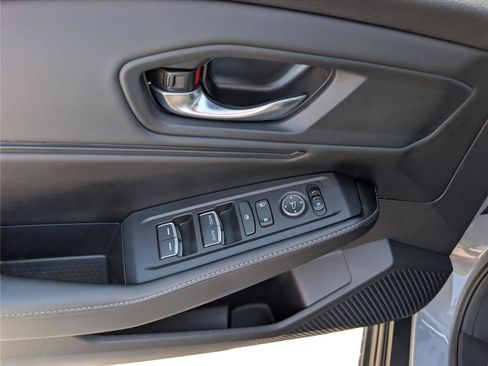 Used 2025 Honda Accord Sport image 19