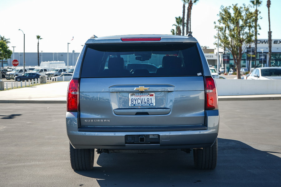 Used 2020 Chevrolet Suburban LT w/ Max Trailering Package RWD image 5