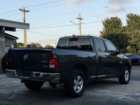 Used 2017 RAM 1500 Classic SLT AWD/4WD image 5