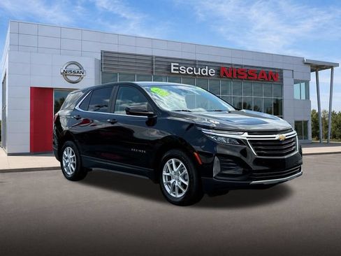 Used 2024 Chevrolet Equinox LT FWD image 1