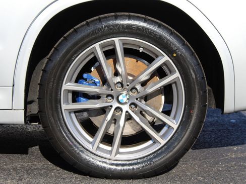 Used 2021 BMW X3 M40i w/ Premium Package image 25