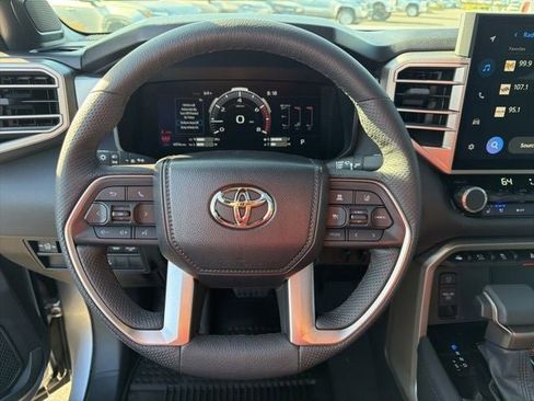 Used 2025 Toyota Tundra Limited AWD/4WD image 2