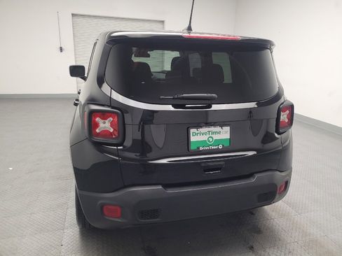 Used 2020 Jeep Renegade Sport image 6