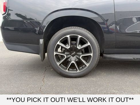 Used 2021 Chevrolet Suburban RST w/ Luxury Package AWD/4WD image 7