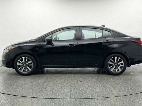 Used 2025 Nissan Versa SV image 5