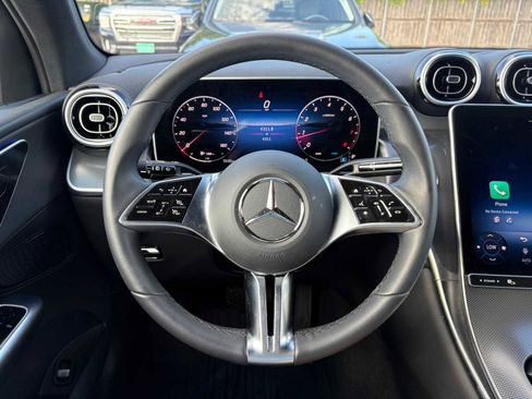 Used 2026 Mercedes-Benz GLC 300 4MATIC image 22