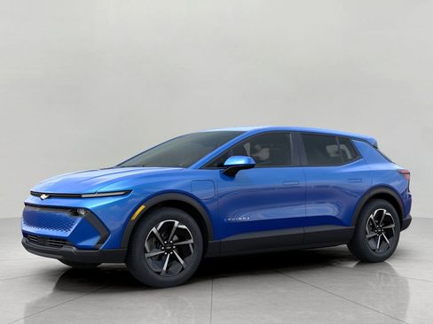 New 2026 Chevrolet Equinox EV LT image 2