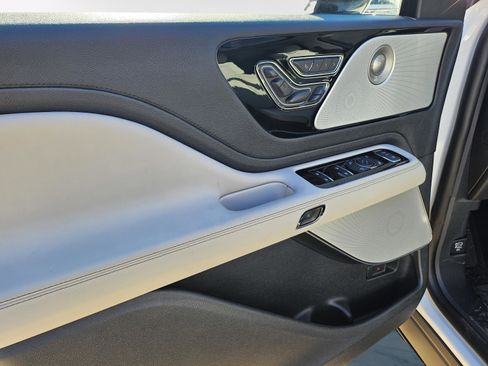 New 2026 Lincoln Aviator Reserve image 10