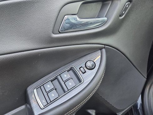 Used 2019 Chevrolet Impala LT image 13