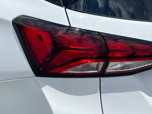 Used 2022 Chevrolet Equinox LT FWD image 8