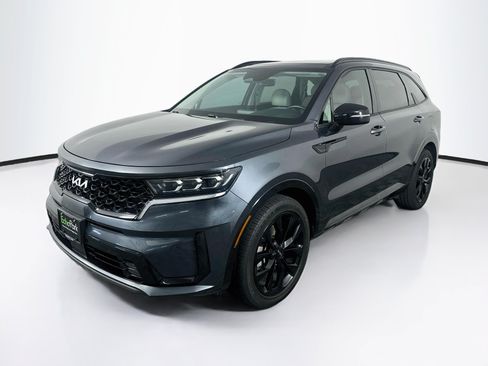 Used 2023 Kia Sorento SX FWD image 3