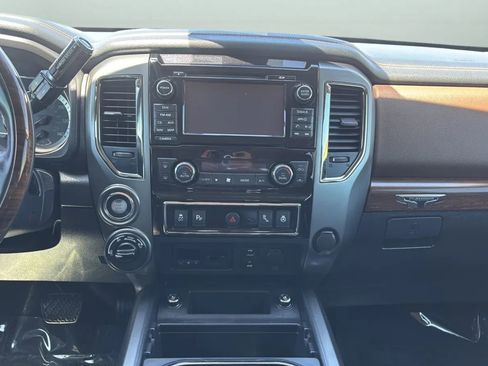 Used 2017 Nissan Titan Platinum Reserve AWD/4WD image 14