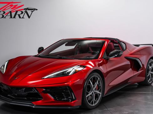 Used 2022 Chevrolet Corvette Stingray Premium Cpe w/ Z51 Performance Package RWD image 1