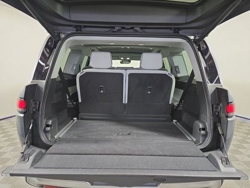 Used 2024 Rivian R1S Adventure AWD/4WD image 15