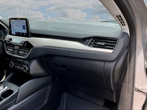 Used 2022 Ford Escape SE w/ Convenience Package image 28