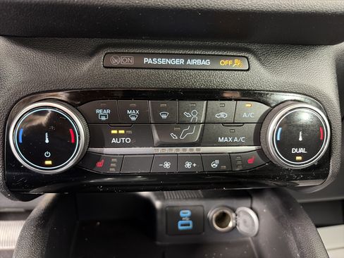 Used 2022 Ford Escape SEL AWD/4WD image 25
