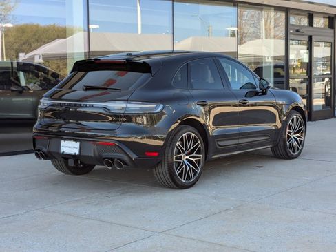 New 2026 Porsche Macan GTS image 9