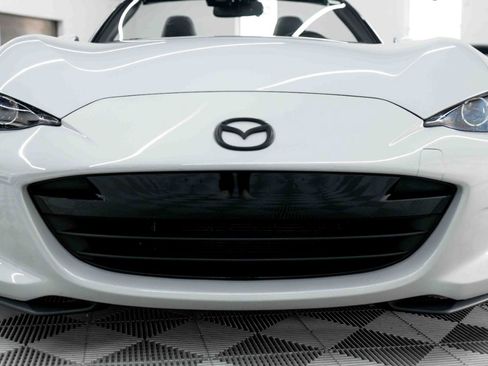 Used 2019 MAZDA MX-5 Miata Grand Touring w/ GT-S Package RWD image 21