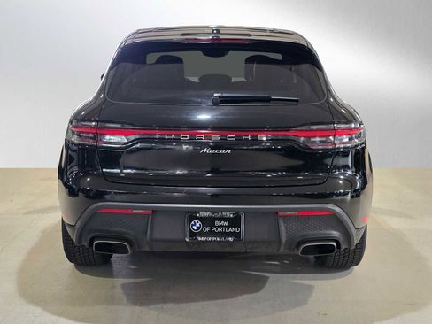 Used 2024 Porsche Macan AWD/4WD image 4