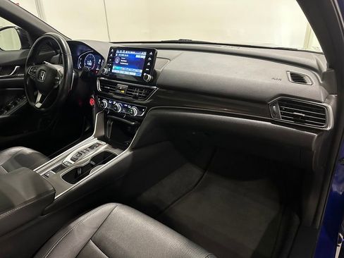 Used 2021 Honda Accord Sport image 32