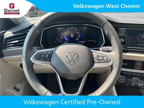 Used 2023 Volkswagen Jetta SE FWD image 15
