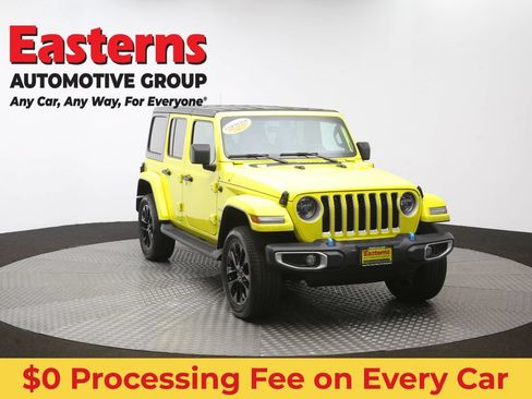 Used 2023 Jeep Wrangler Unlimited Sahara AWD/4WD image 50