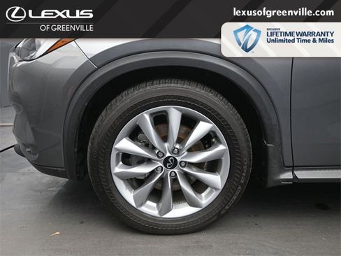 Used 2022 INFINITI QX50 Essential image 9