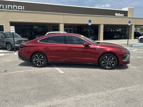 Certified 2024 Hyundai Sonata SEL FWD image 5