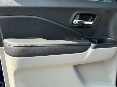 Certified 2023 Honda Ridgeline RTL image 12