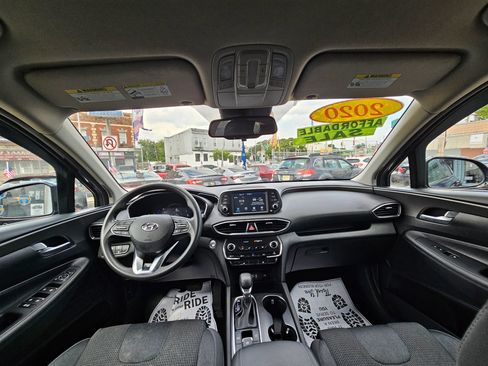 Used 2020 Hyundai Santa Fe SEL image 14