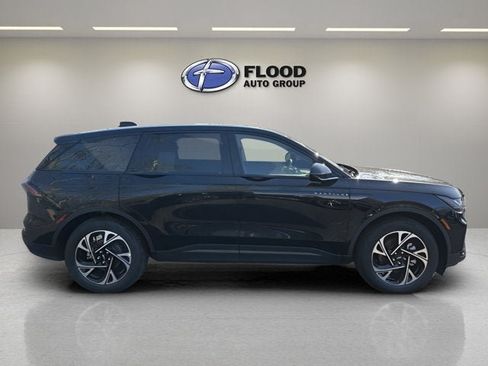 New 2026 Lincoln Nautilus Premier w/ Equipment Group 102A AWD/4WD image 4