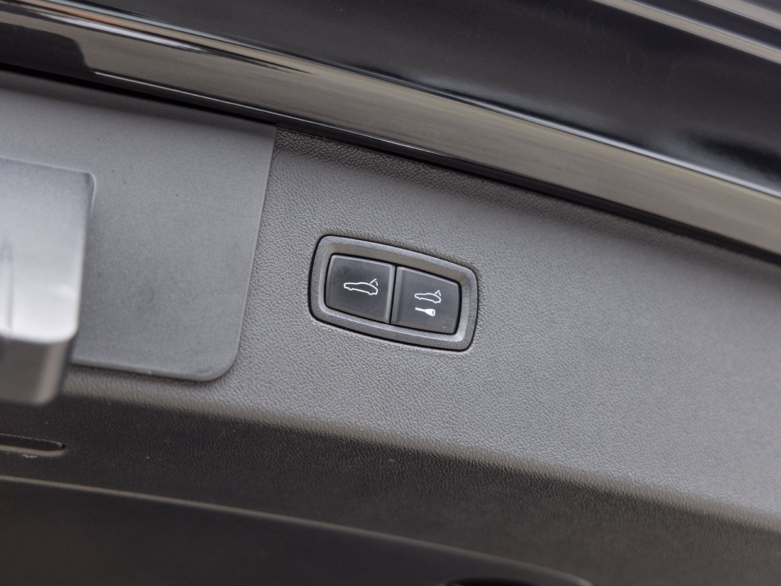 Certified 2023 Porsche Cayenne GTS AWD/4WD image 60