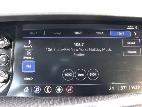 Used 2023 Buick Envision Preferred image 32