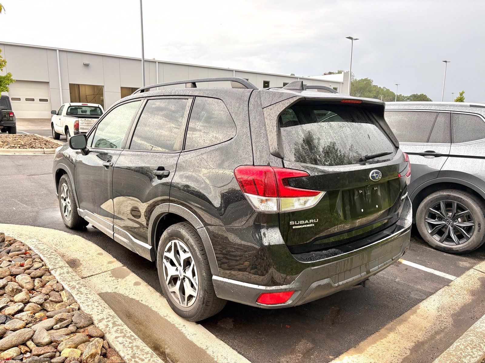 Used 2020 Subaru Forester Premium AWD/4WD image 4