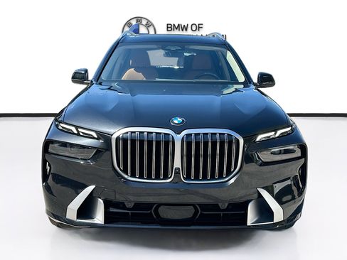 Certified 2024 BMW X7 xDrive40i image 2