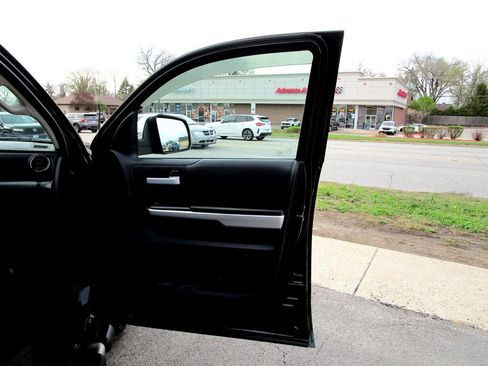 Used 2015 Toyota Tundra SR5 w/ TRD Off Road Package AWD/4WD image 32