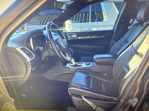 Used 2020 Jeep Grand Cherokee Summit image 5