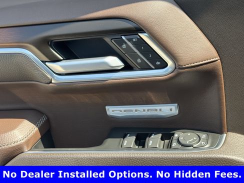 Used 2025 GMC Sierra 1500 Denali w/ Denali Reserve Package AWD/4WD image 23
