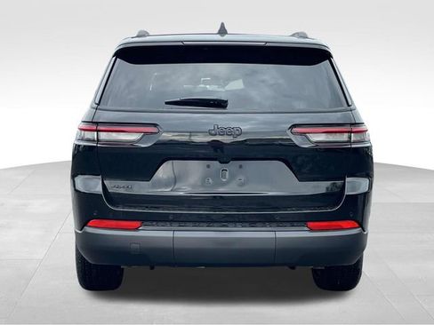 New 2025 Jeep Grand Cherokee L Altitude image 6