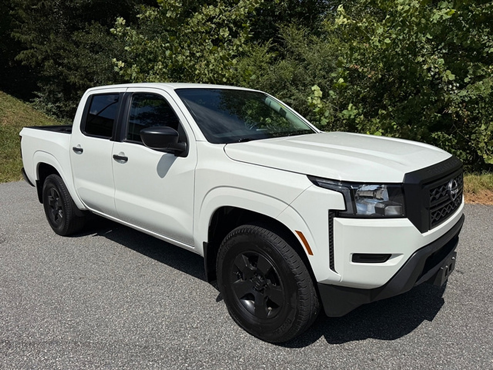 Used 2022 Nissan Frontier S w/ Technology Package AWD/4WD image 4