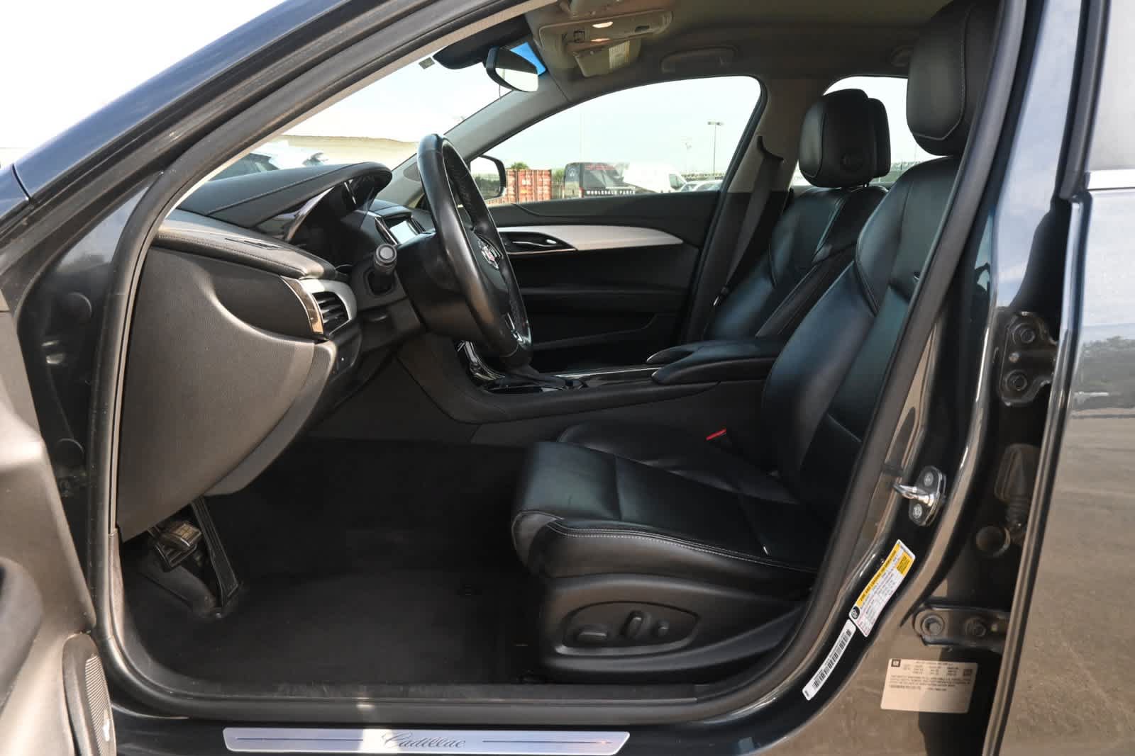 Used 2014 Cadillac ATS Luxury w/ Cold Weather Package RWD image 17