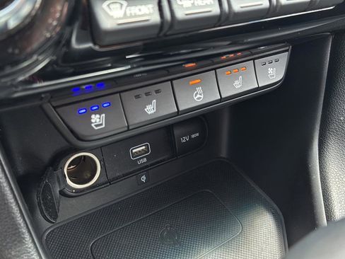 Used 2022 Kia Sportage EX w/ EX Technology Package FWD image 38