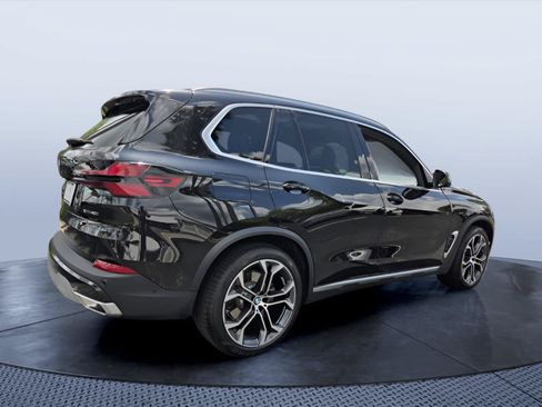 Certified 2024 BMW X5 xDrive40i w/ Premium Package AWD/4WD image 6