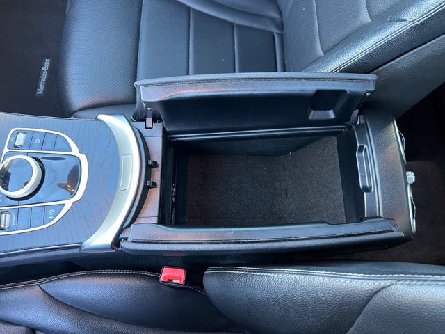 Used 2021 Mercedes-Benz C 300 4MATIC Sedan image 32