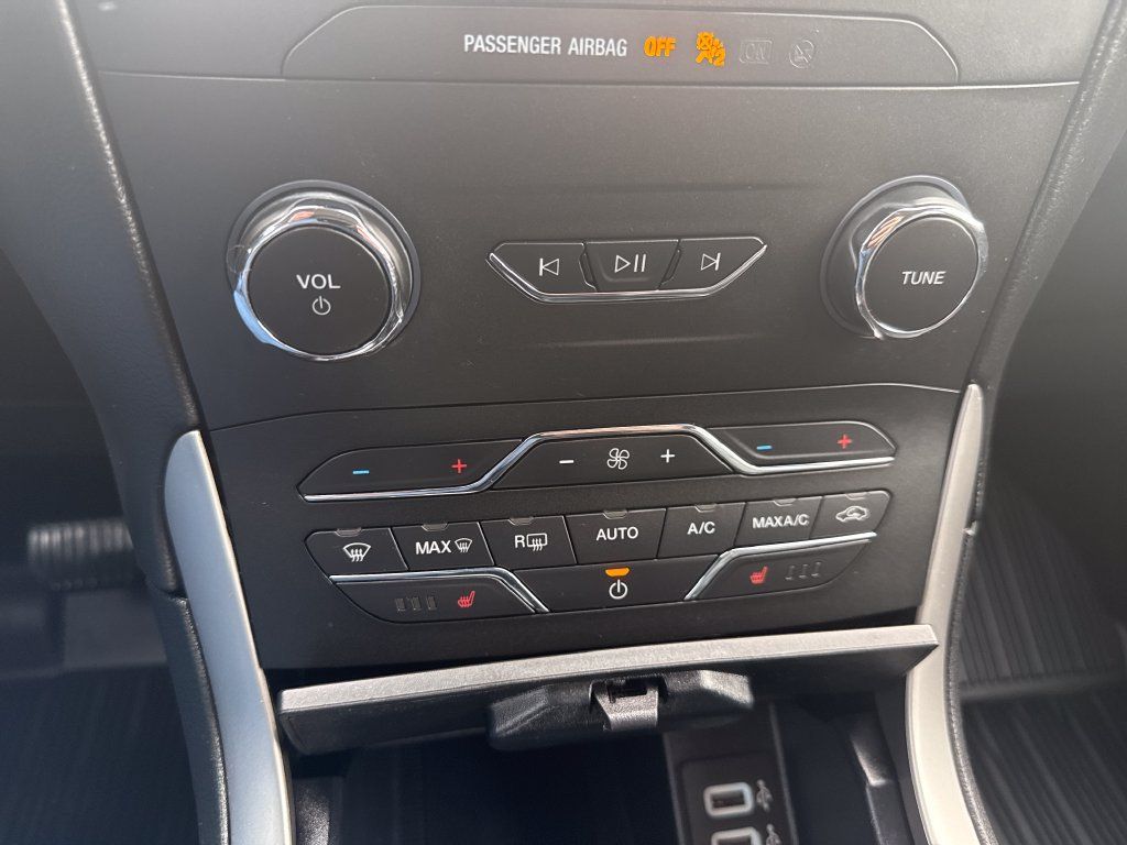 Used 2020 Ford Edge SEL w/ Convenience Package AWD/4WD image 29