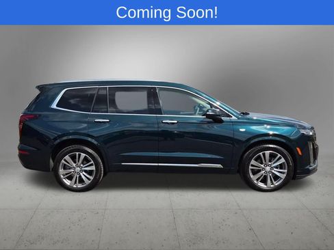 Used 2025 Cadillac XT6 Premium Luxury AWD/4WD image 7