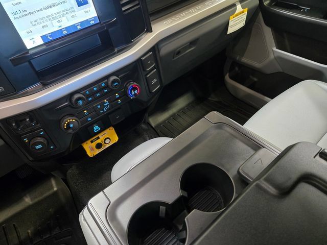 New 2024 Ford F550 4x4 Regular Cab Super Duty image 19