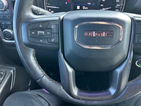 Used 2022 GMC Sierra 2500 AT4 w/ AT4 Preferred Package AWD/4WD image 18